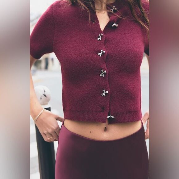 ZARA BOW SHAPED BUTTON KNIT CARDIGAN - Picture 1 of 8